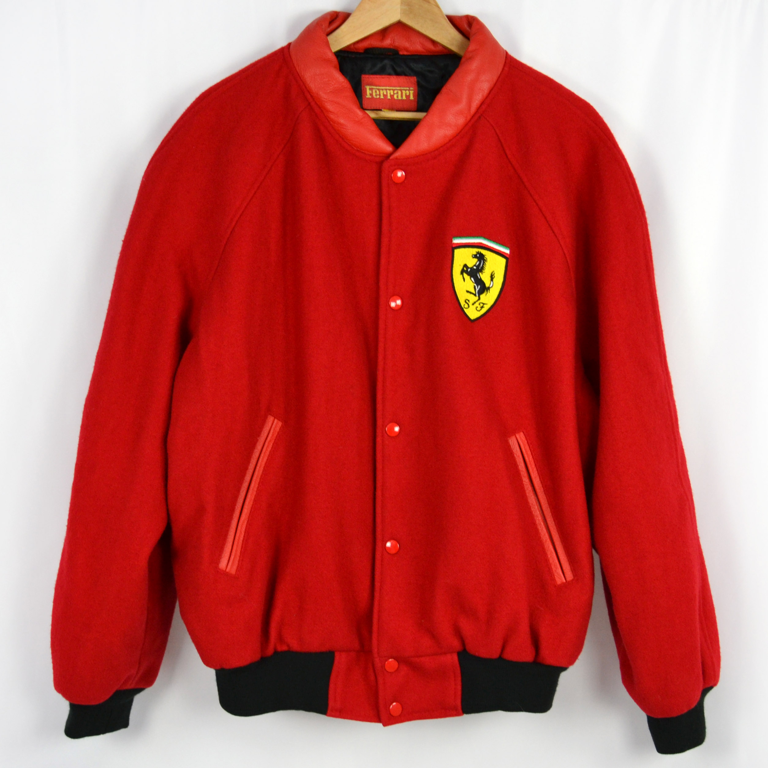 Chaqueta / Jacket / Ferrari - Magpie Vintage